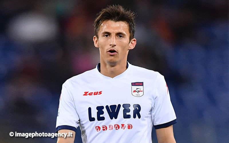 Crotone, tegola in casa rossoblu: frattura al metatarso per Budimir