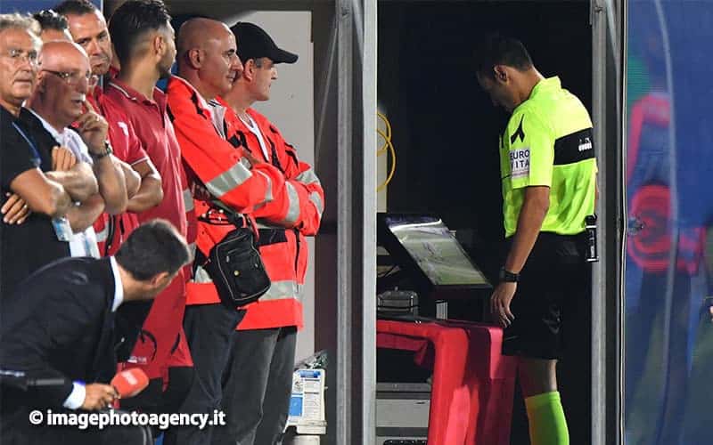 VAR, dall'esordio con la Juventus a tutti gli episodi della prima giornata