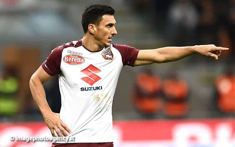 Lazio-Torino, Burdisso smentisce: "Mai detto che Immobile non mi ha toccato"