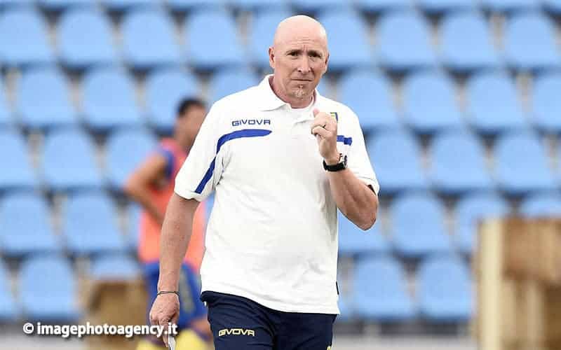 Juventus-Chievo Verona, Maran: "Mentalit&agrave; giusta, solo l&rsquo;ingresso di Dybala ha cambiato la partita"