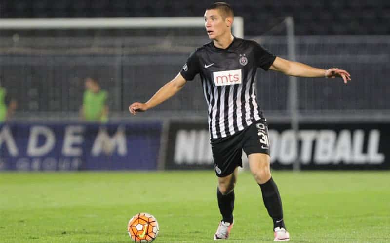 Alla scoperta di Nikola Milenkovic: le caratteristiche del nuovo difensore della Fiorentina