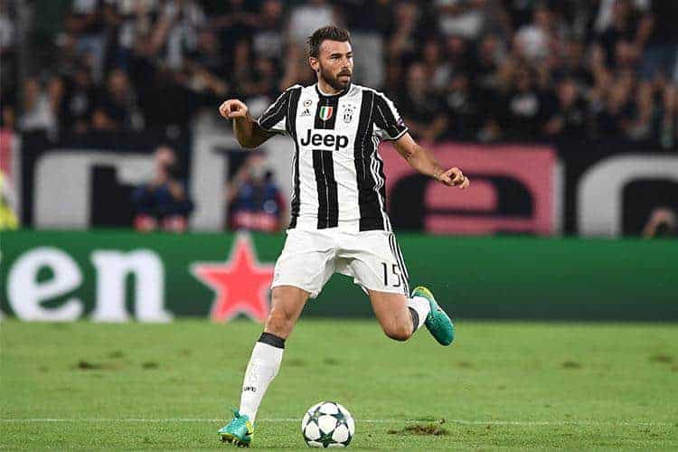 Juventus, Barzagli: "Contro l'Olympiacos giocheremo avvelenati. Domani faccio la mezzapunta"