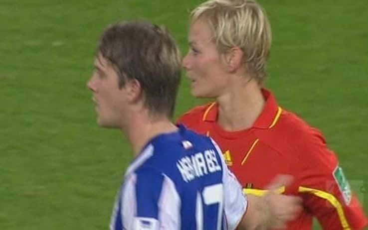 Bundeslinga, primo arbitro donna: &egrave; Bibiana Steinhaus, "palpata" nel 2010 [VIDEO]