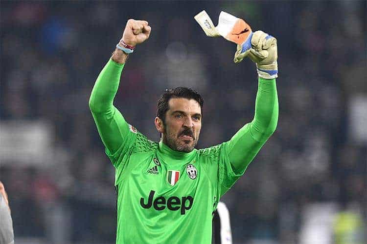 Juventus, Buffon: "In nazionale per fedelt&agrave; e attaccamento alla maglia. Per lo scudetto sar&agrave; dura"