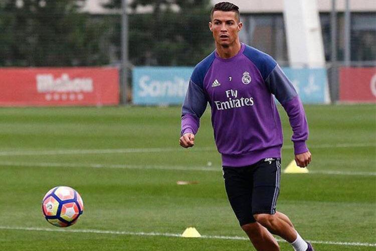 Liga, Koke attacca con insulti omofobi e Ronaldo risponde: &ldquo;Per&ograve; sono pieno di soldi&rdquo;