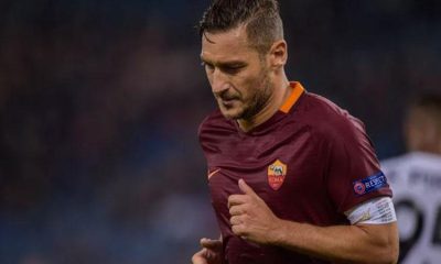 Roma, infortunio Totti: rischio frattura all&rsquo;alluce
