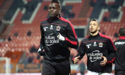 Balotelli sfreccia, ma in autostrada con la Ferrari: multato dalla polizia stradale