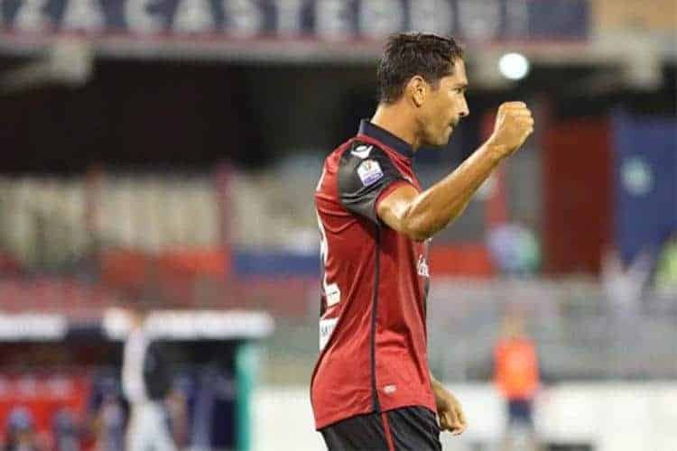Cagliari, Jeda duro su Borriello: "Basta Instagram, pensi al Cagliari"