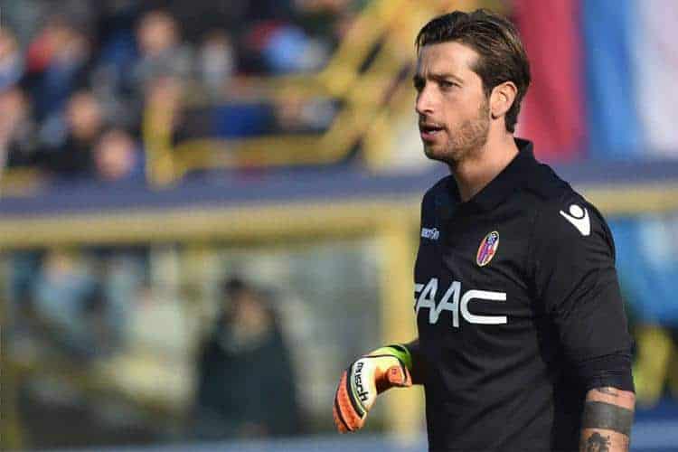 Bologna, Mirante: &ldquo;Ho pensato di smettere. Buffon? Il pi&ugrave; grande&rdquo;