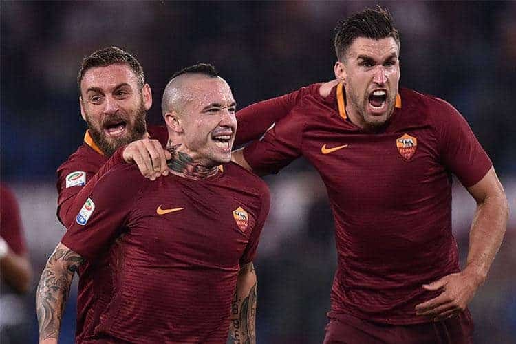 Roma, Strootman provoca, Nainggolan risponde: i tifosi tremano